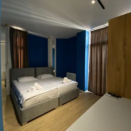 Capital Center 酒店 地拉那