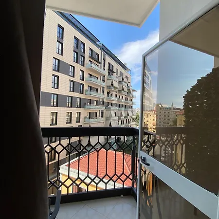 酒店 Capital Center 5*