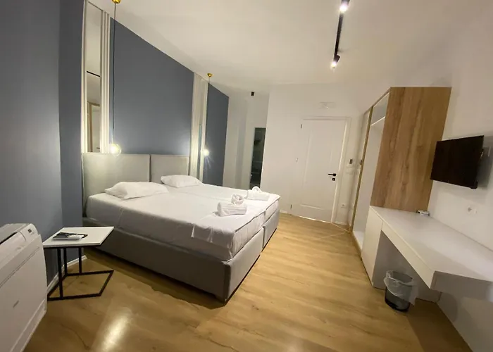 酒店 Capital Center 5*